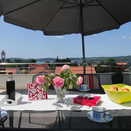 Vatrogasac- Two Bedroom With Balcony And Sea View Apartment *