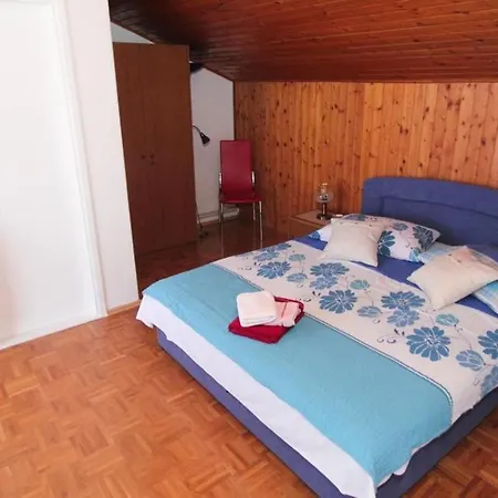 Vatrogasac- Two Bedroom With Balcony And Sea View Appartement